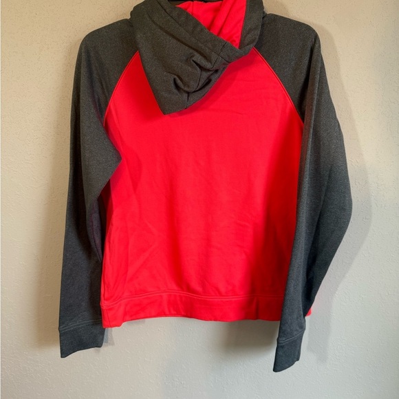 Women’s M Pink/Gray Under Armour Athletic/Activerwear Hoodie - Picture 6 of 6